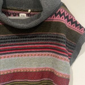 Dylan Women's Multicolor Striped Sweater